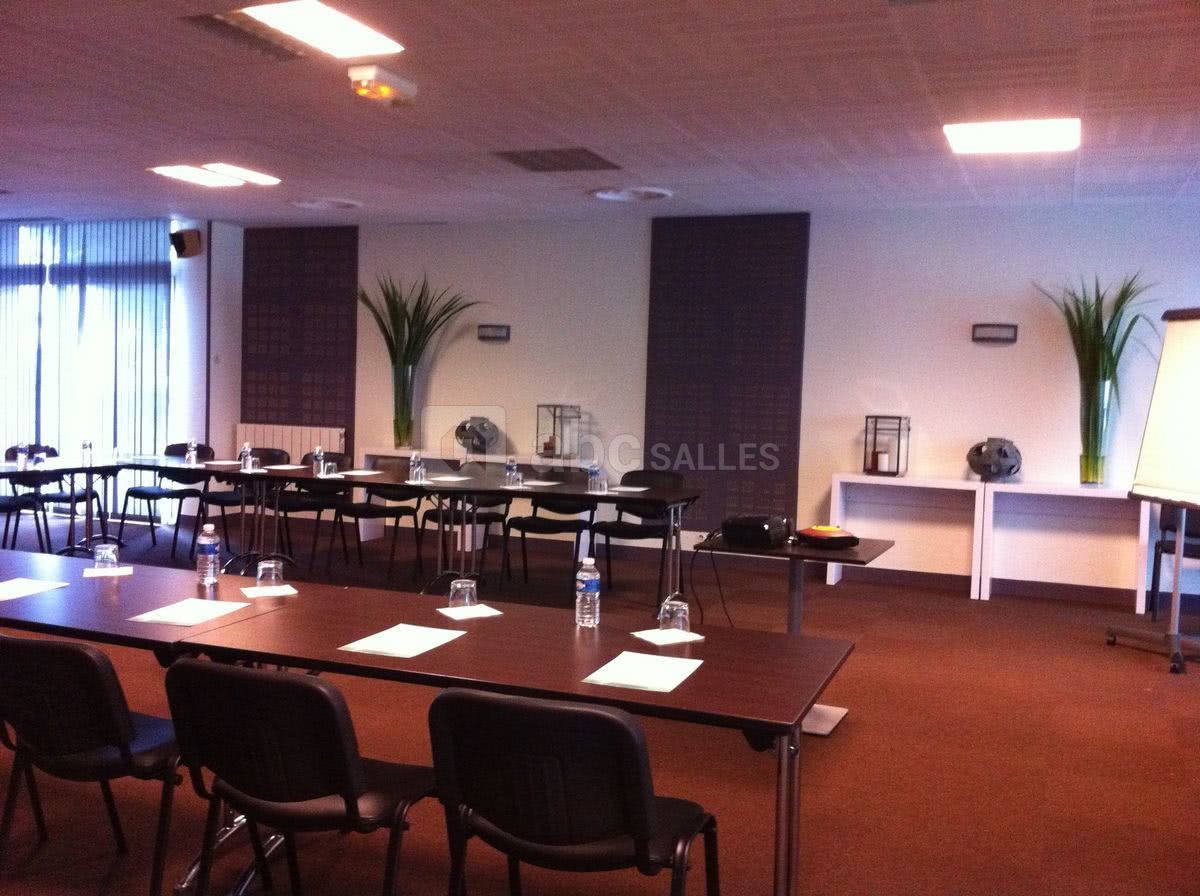 Hôtel Restaurant Le Green Saint Lazare