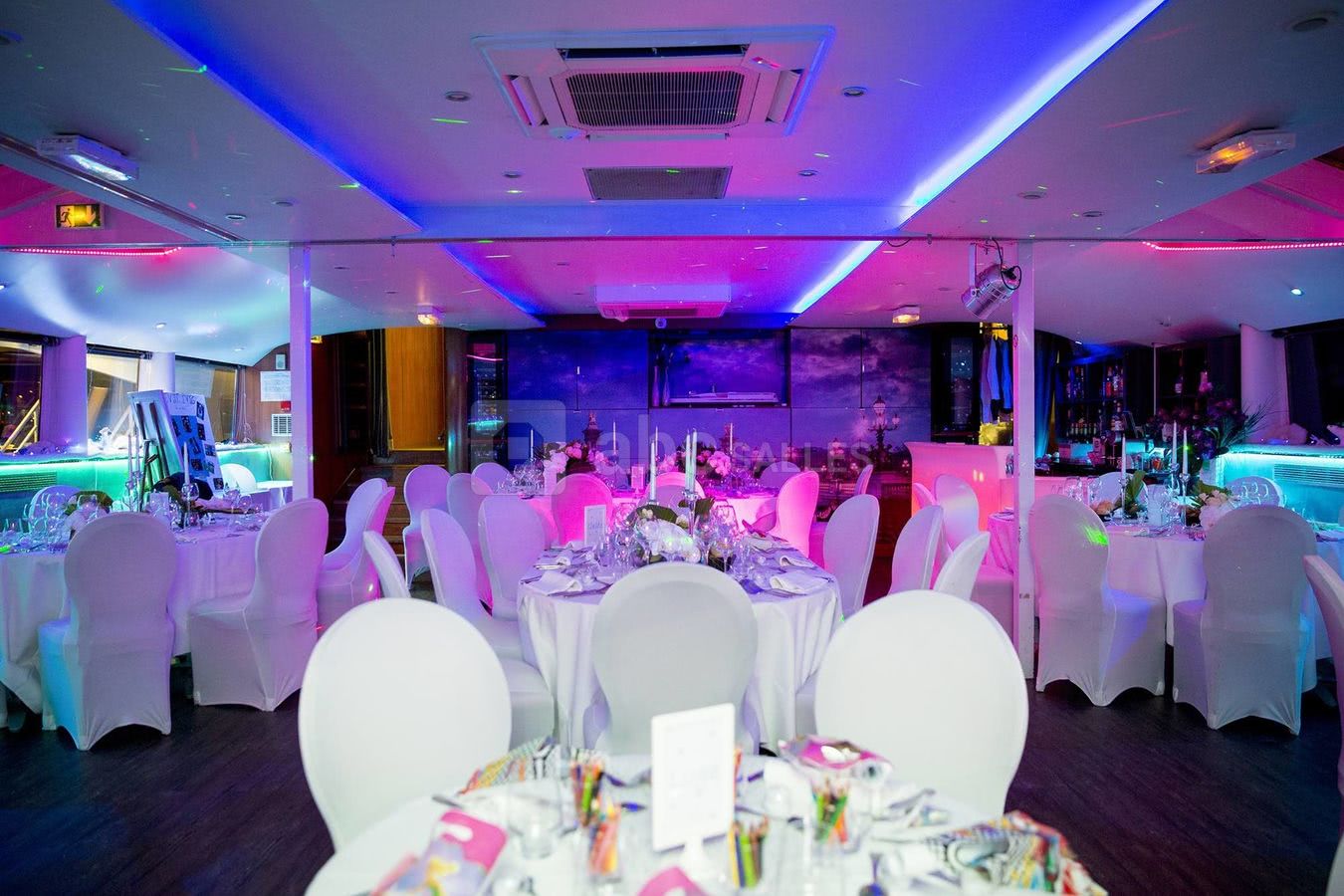 VIP Paris - Yacht Hôtel