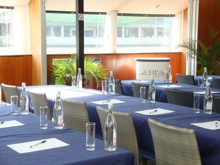 VIP Paris - Yacht Hôtel