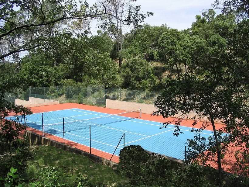 Les tennis
