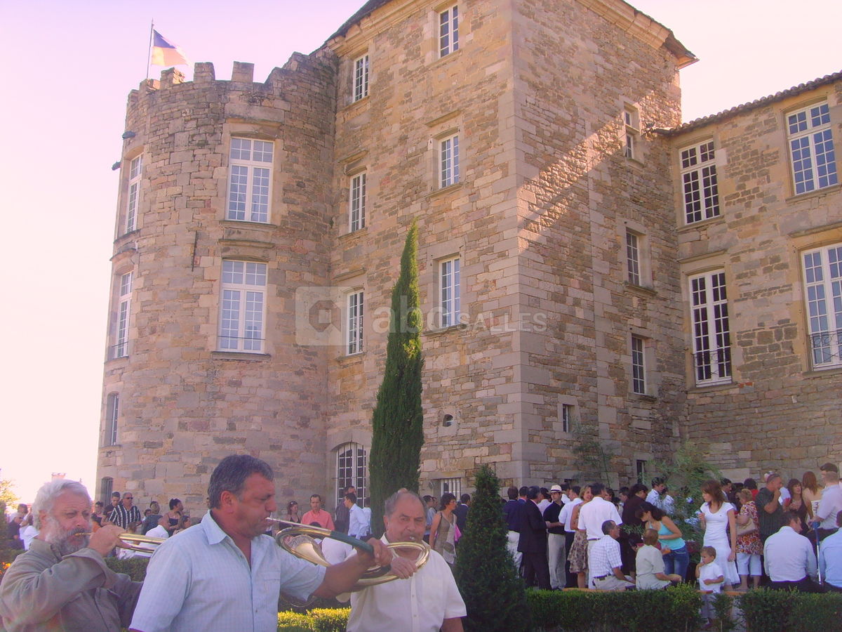 Château de la reine Margot  coté est