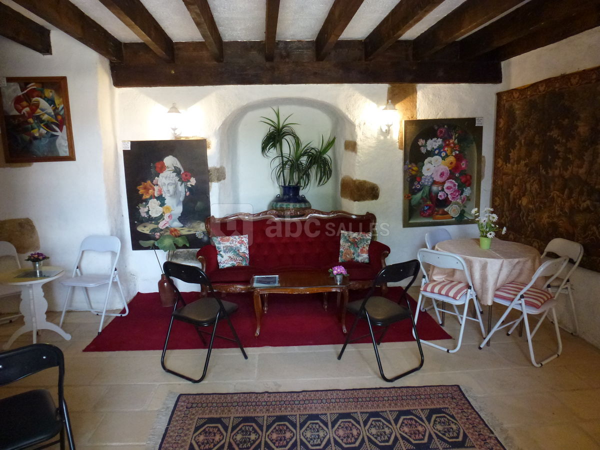 Le café des amis du château