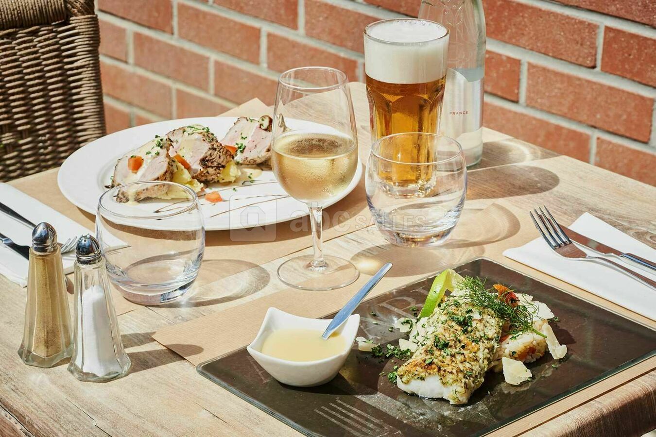 Déjeuner en terrasse