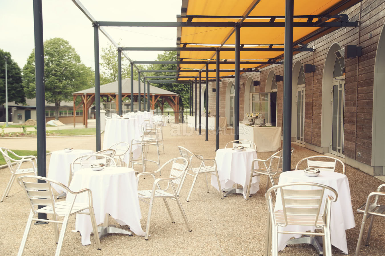 Terrasse du Pavillon Jean-Louis Cousin
