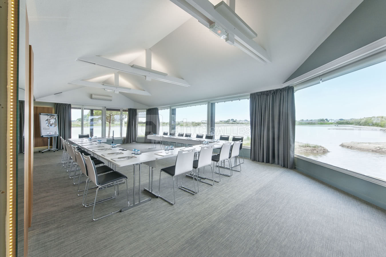 Salle côté salines