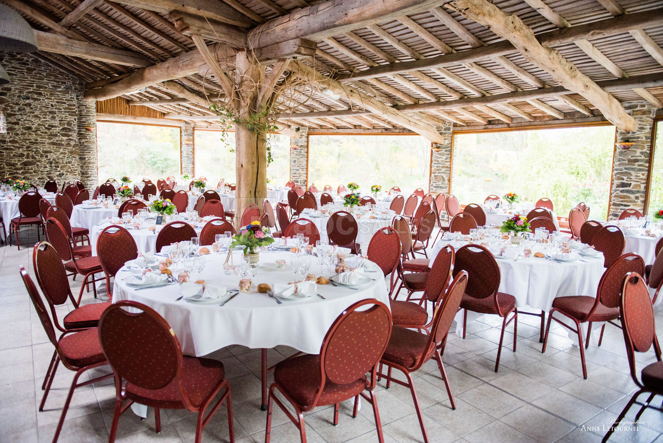 LES GRENIERS DU DOMAINE"decoration colorée"