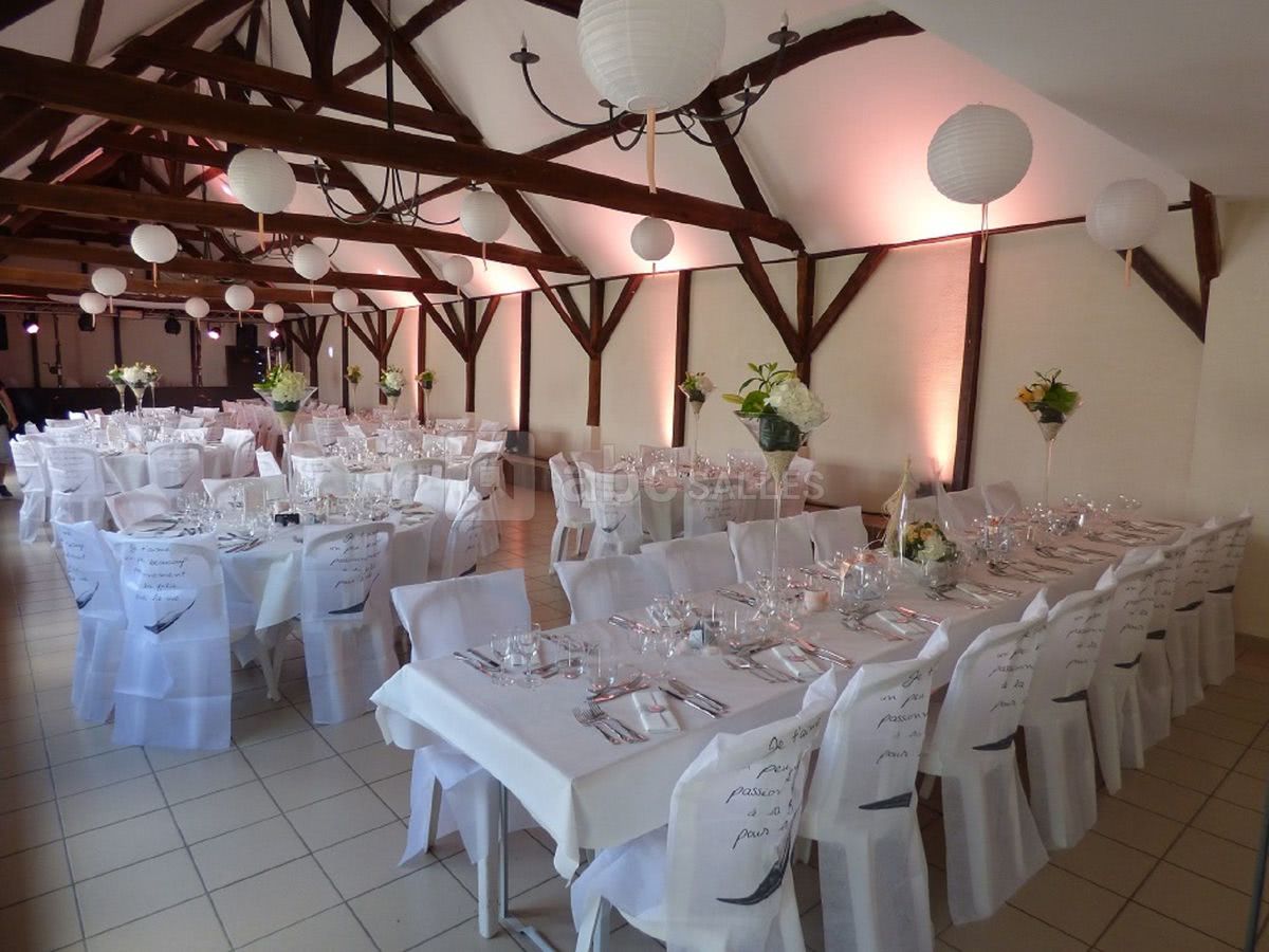 Décoration de la salle au Moulin de Follet