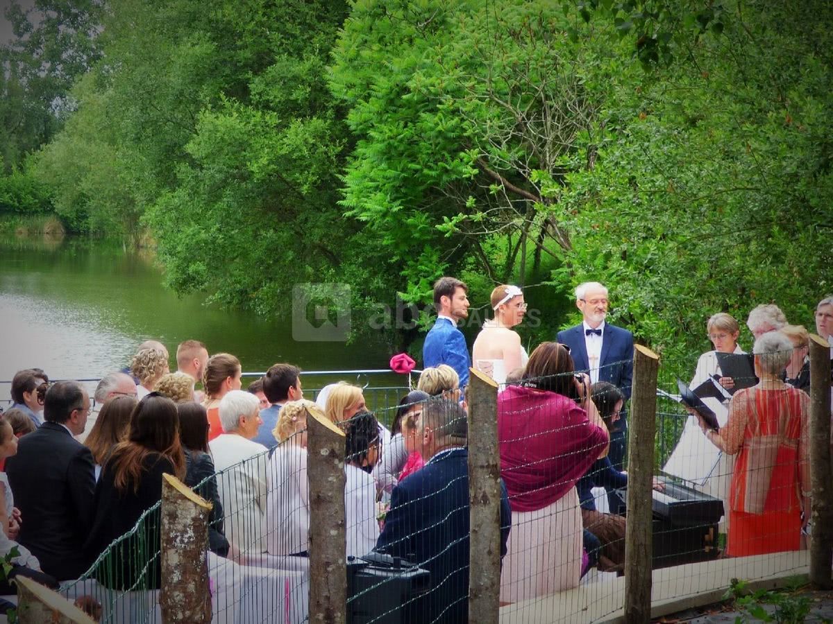 1ère Cérémonie religieuse au Moulin de Follet