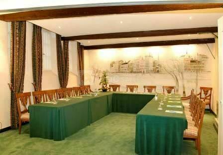 Salon saone