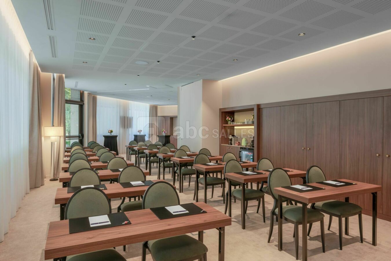 Warwick Reine Astrid