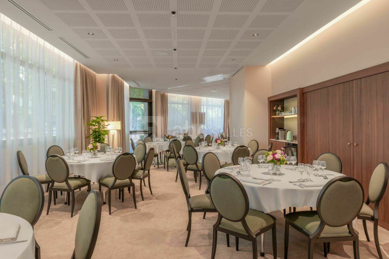 Warwick Reine Astrid