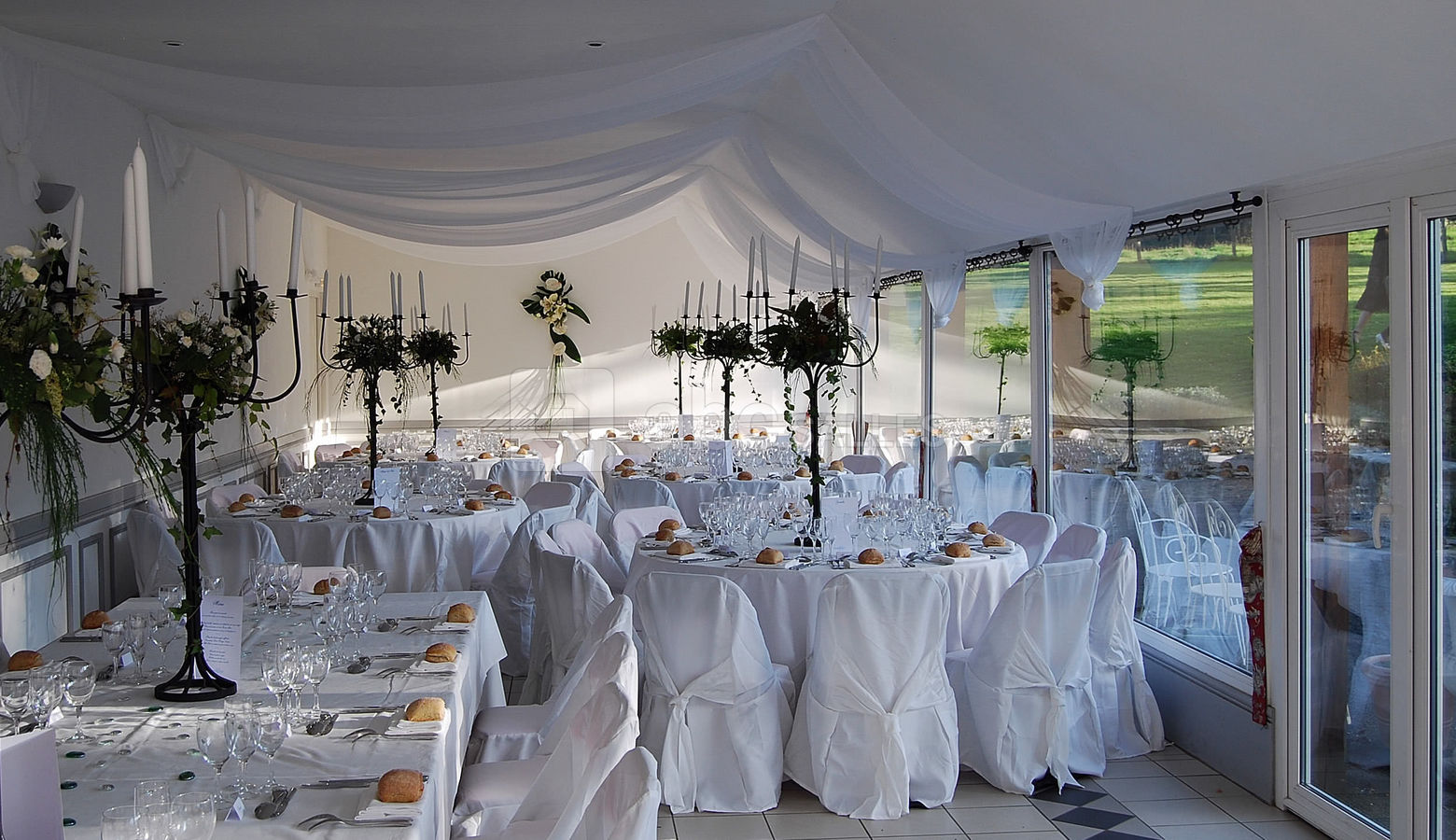 Nappes et housses de chaises