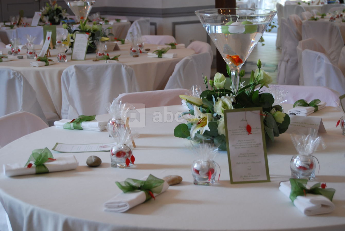 Table dominante blanche