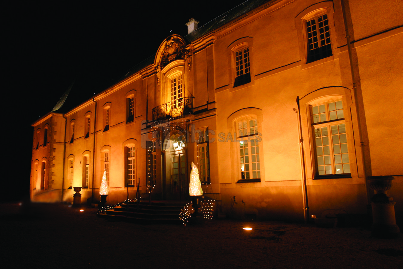 Facade illuminée