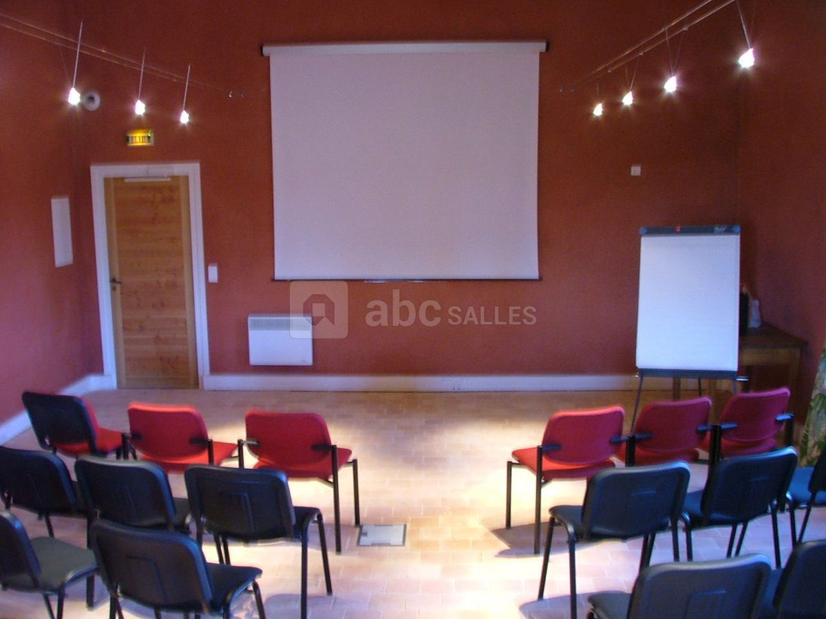 Le mesnil en théatre