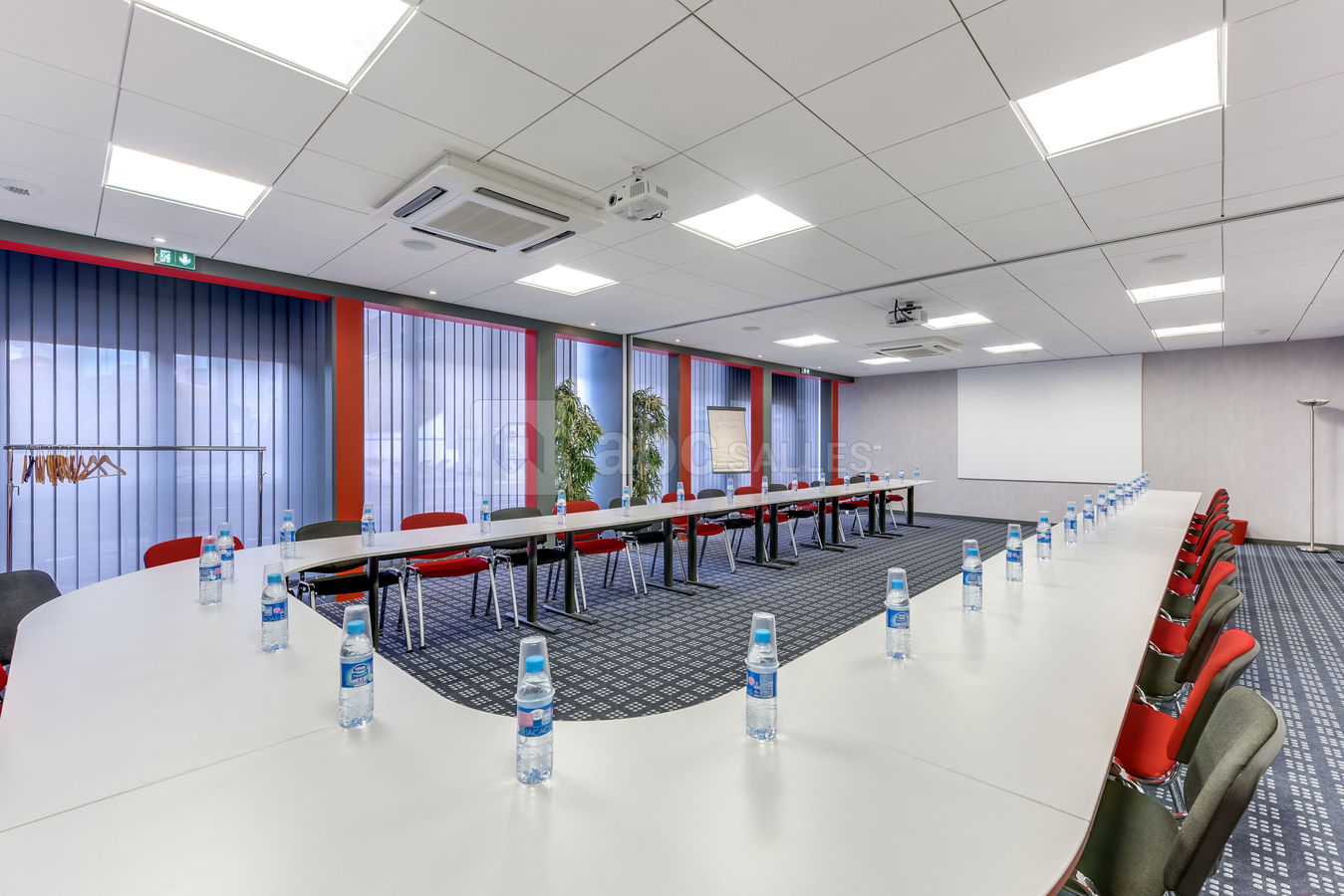 Salle plénière en U