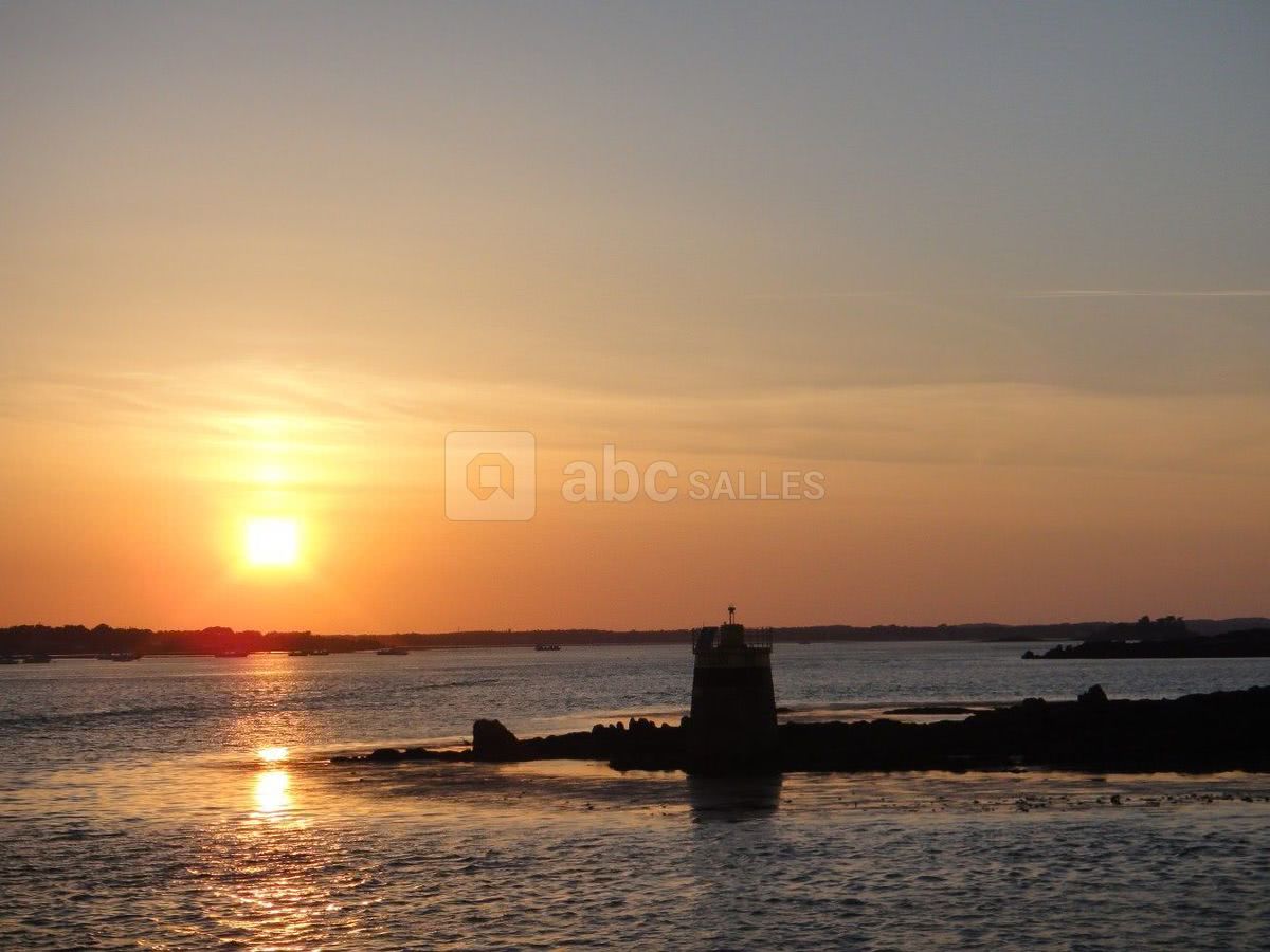 La magie du Golfe du Morbihan à la tombée du jour