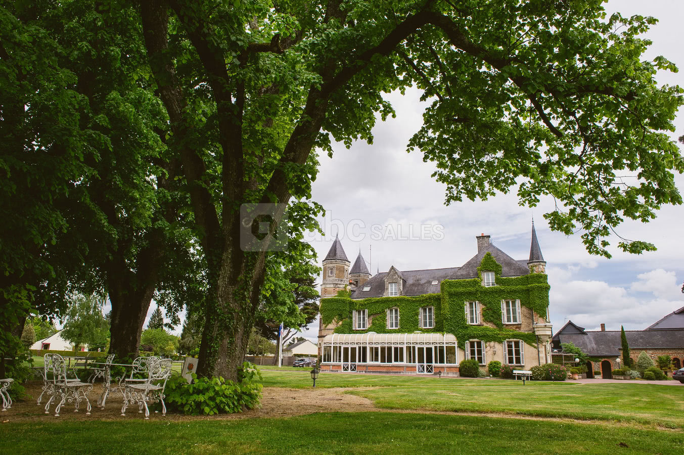 Le Château vu du parc