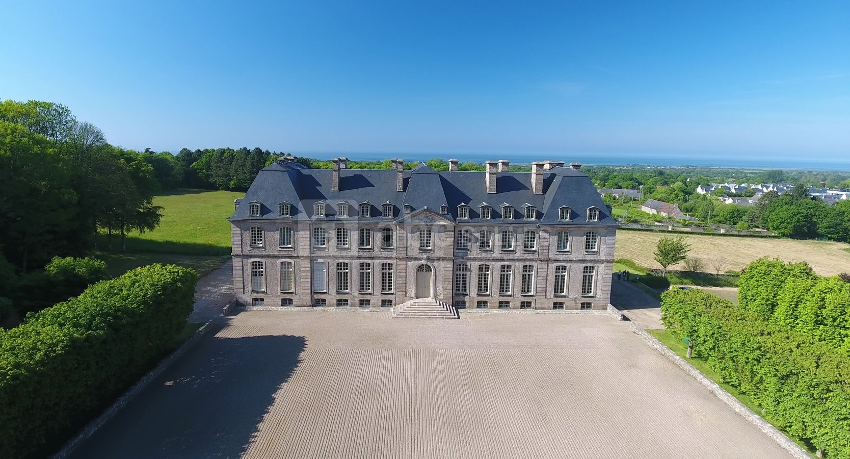 Le château et la mer