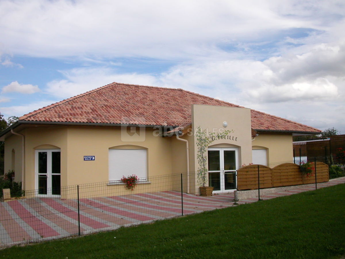 Photo extérieure de la salle