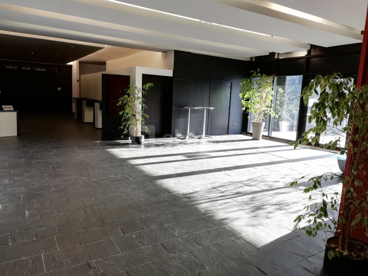 PETIT HALL D'HONNEUR