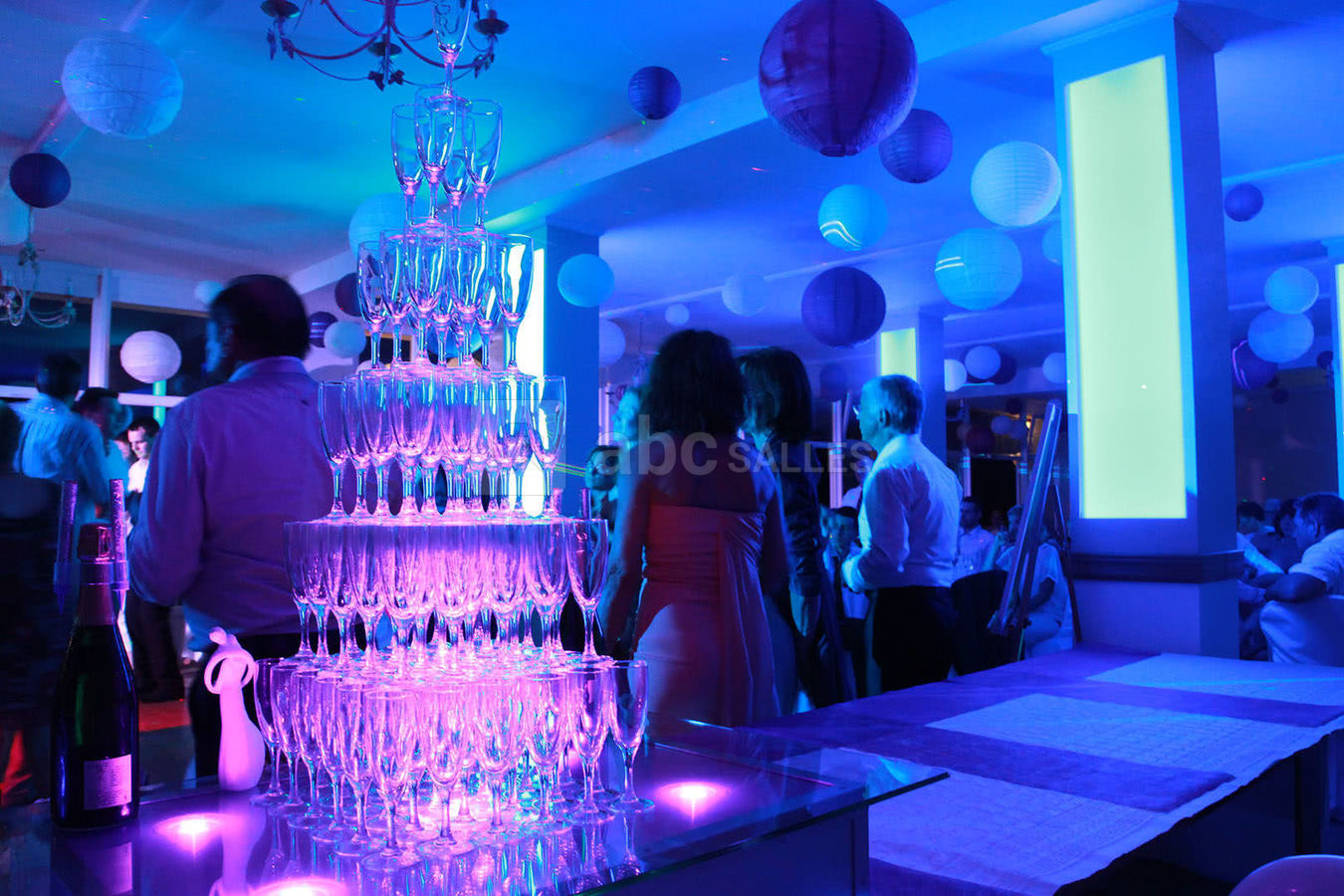 Pyramide de champagne