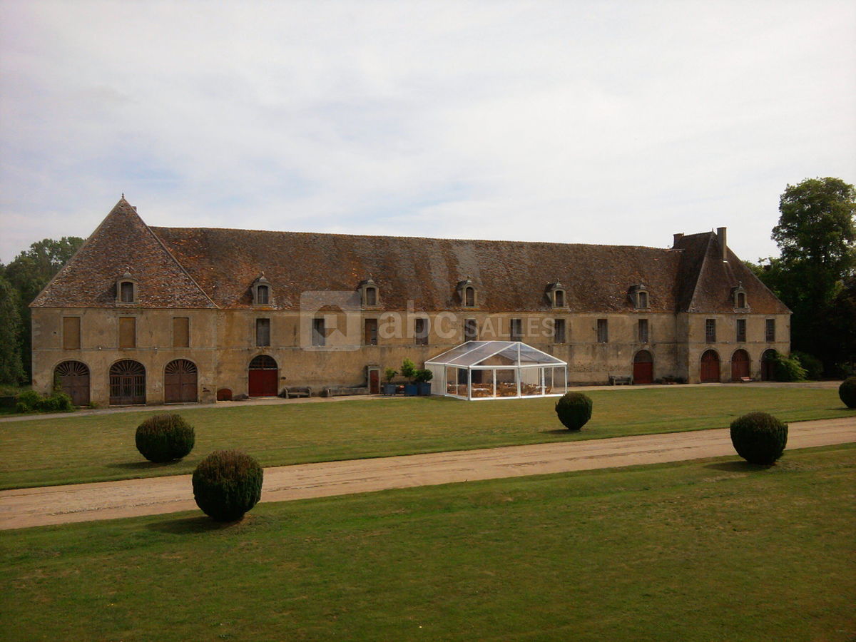 Les grandes ecuries du xviie siècle