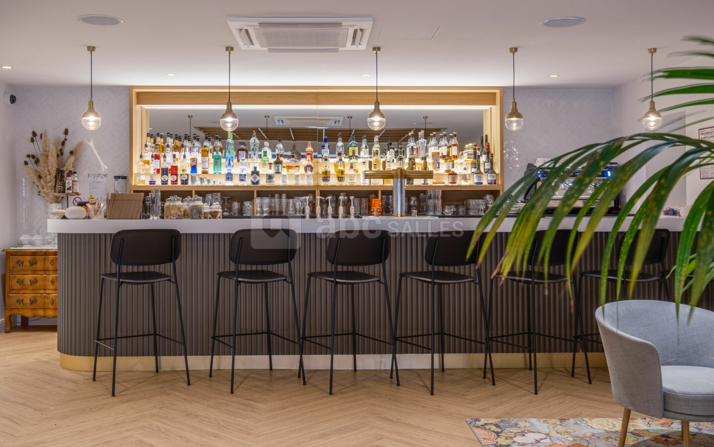 Bar