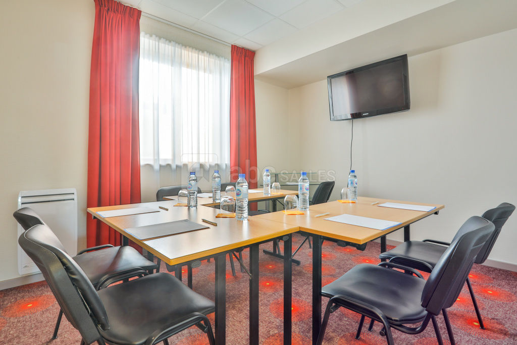 Salle de réunion en rectangle