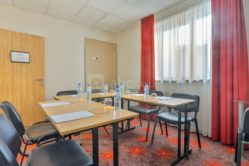 Salle de réunion en rectangle