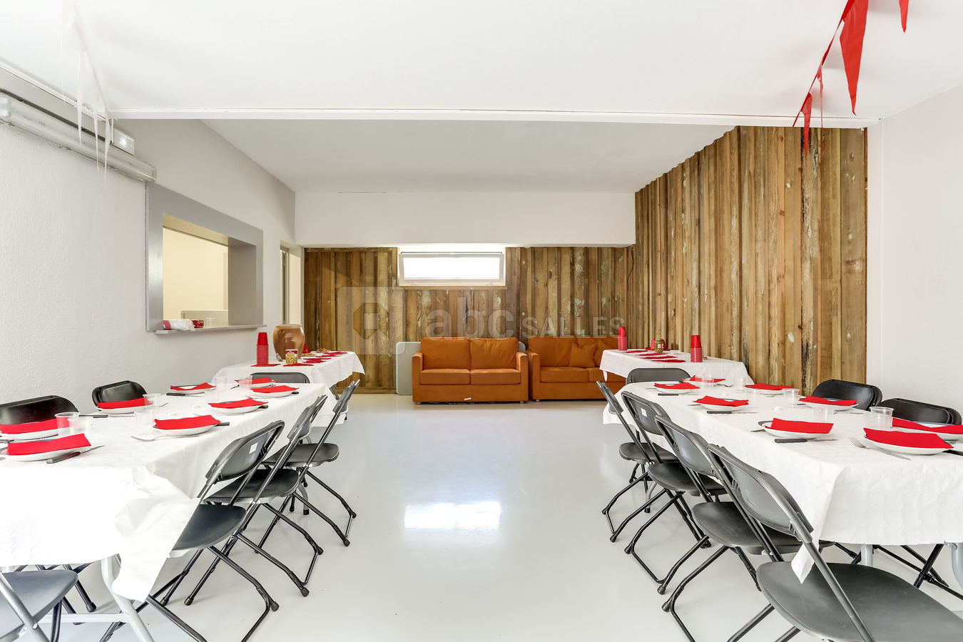 Salle repas discothèque