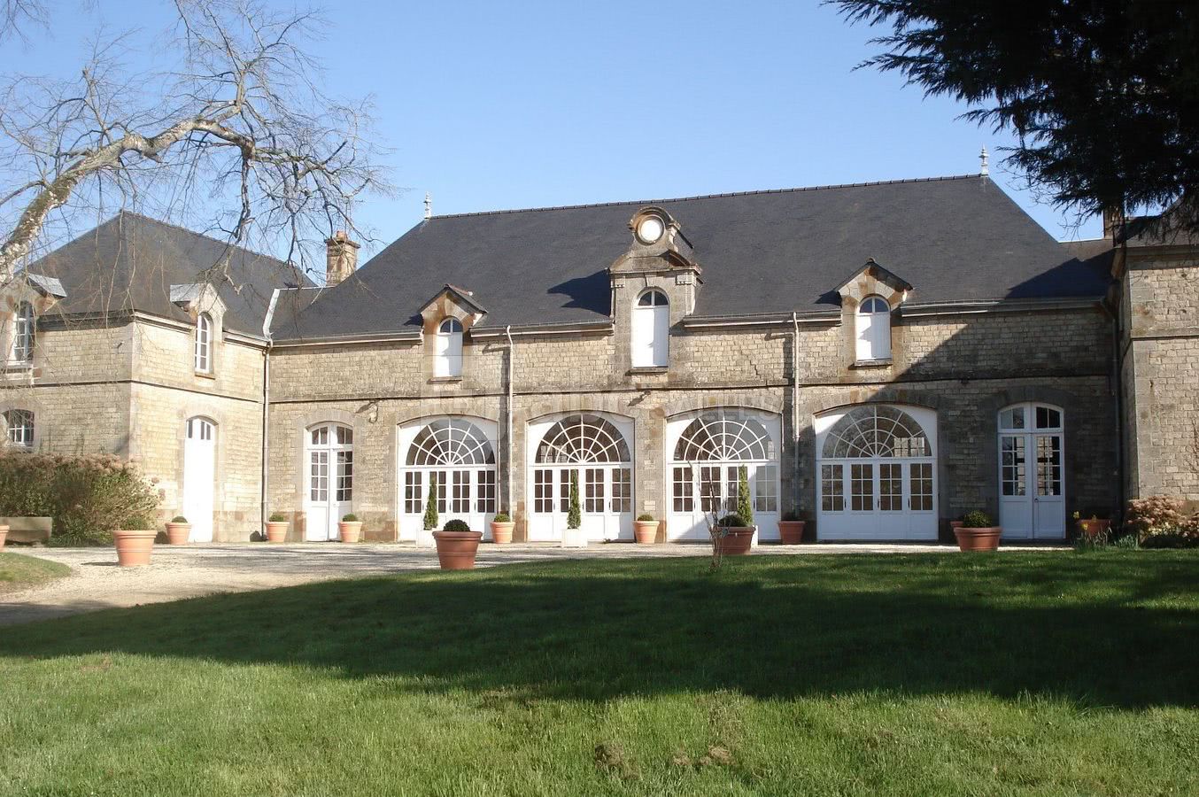 Vue de face orangerie soleil