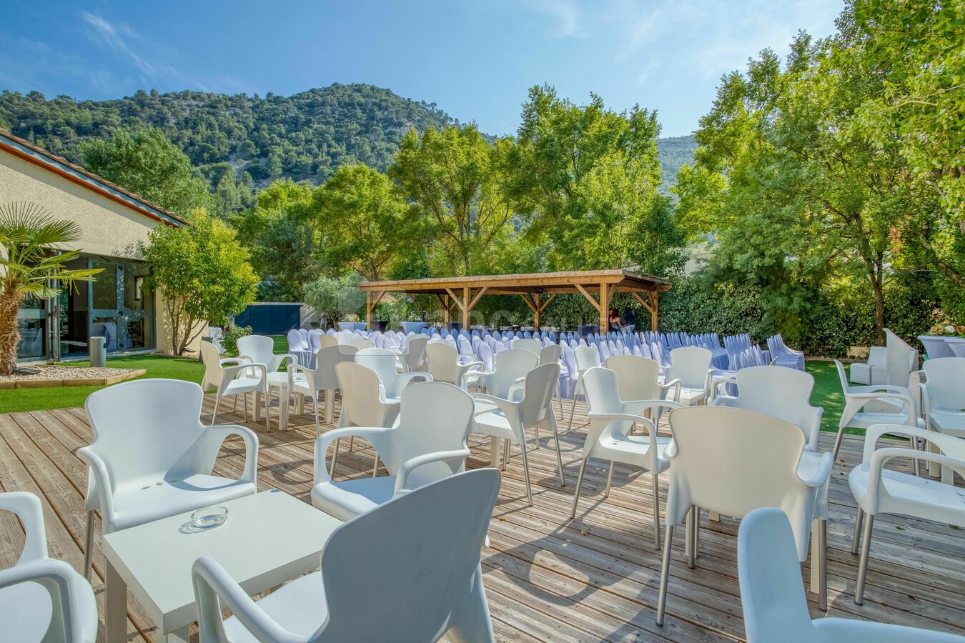 Le Maeva - Terrasse extérieure