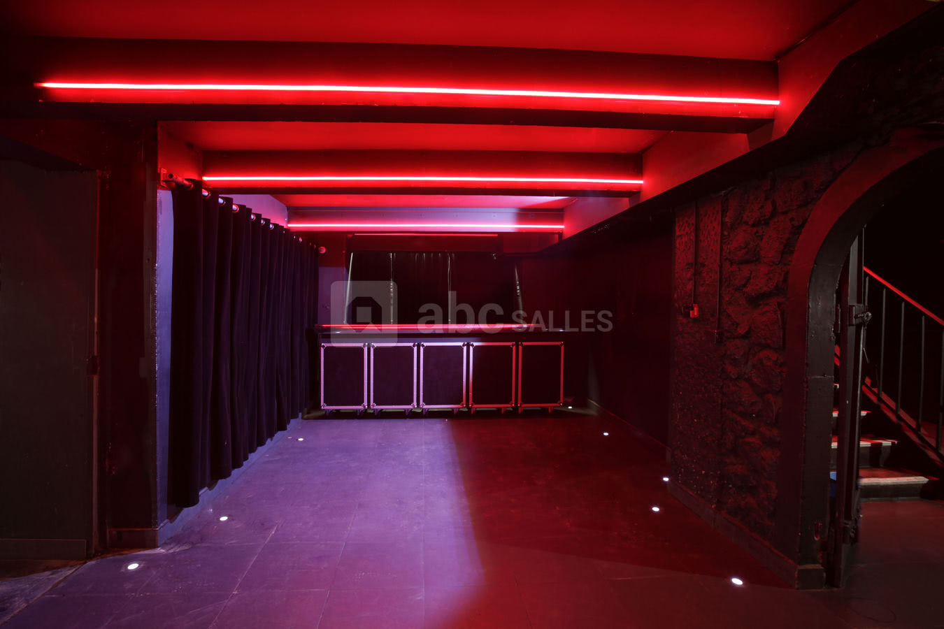 ENTRÉE ET VESTAIRE