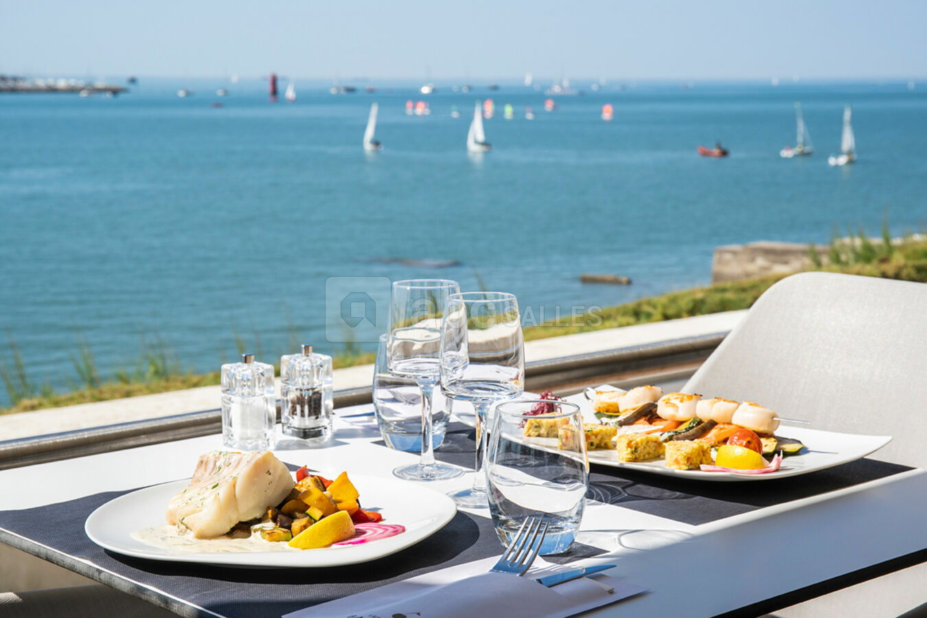 Terrasse - vue sur la mer