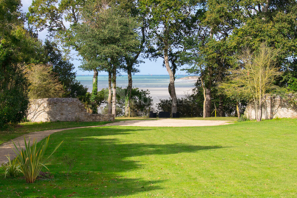 Vue sur mer depuis l'Orangerie