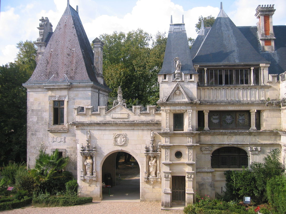 Facade du château