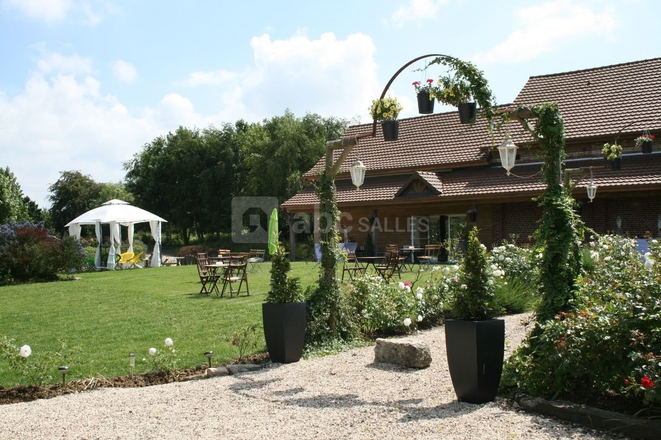 Grange et son parc
