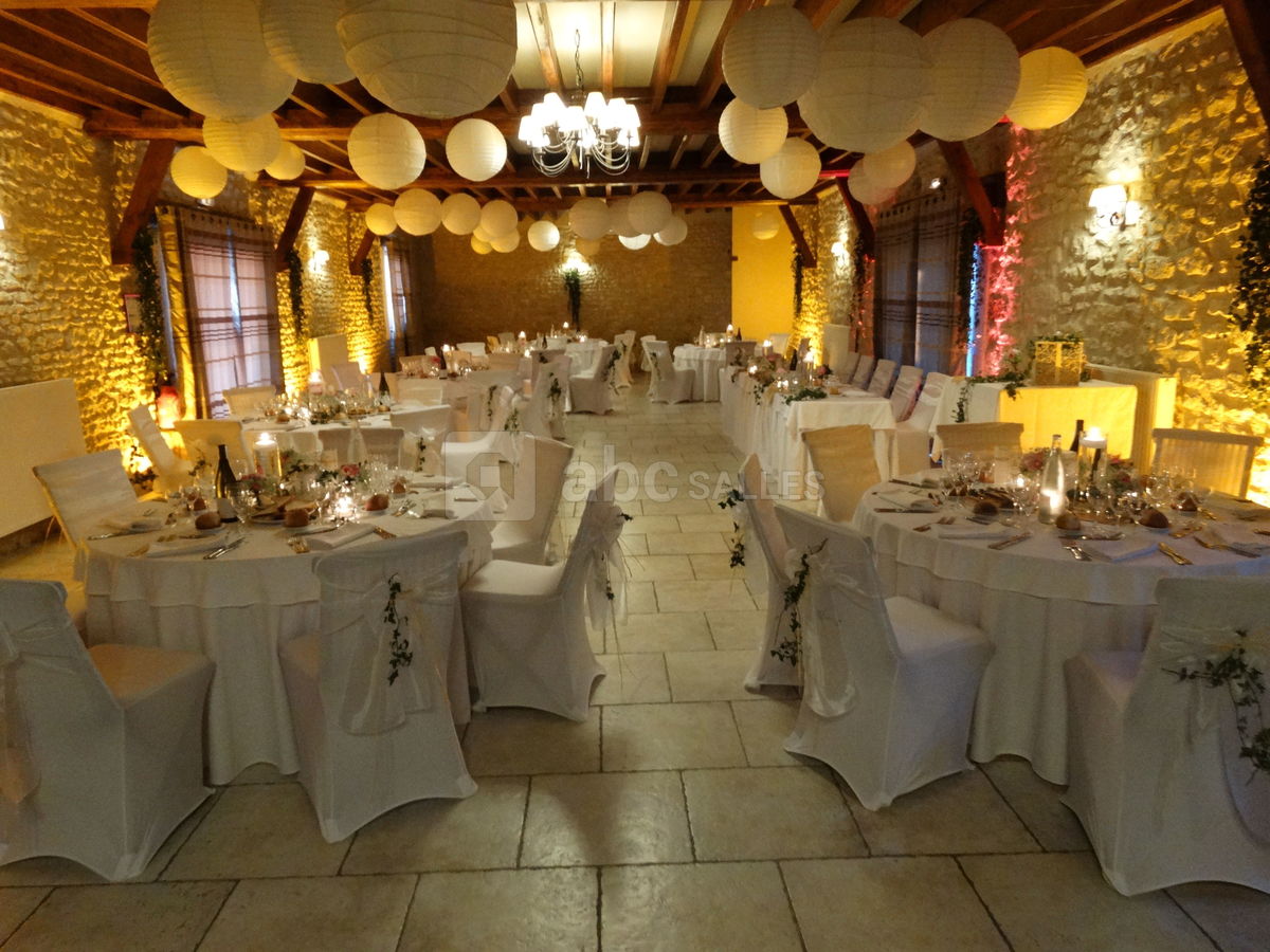 SALLE REINE DES PRES