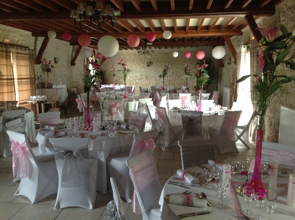 SALLE REINE DES PRES