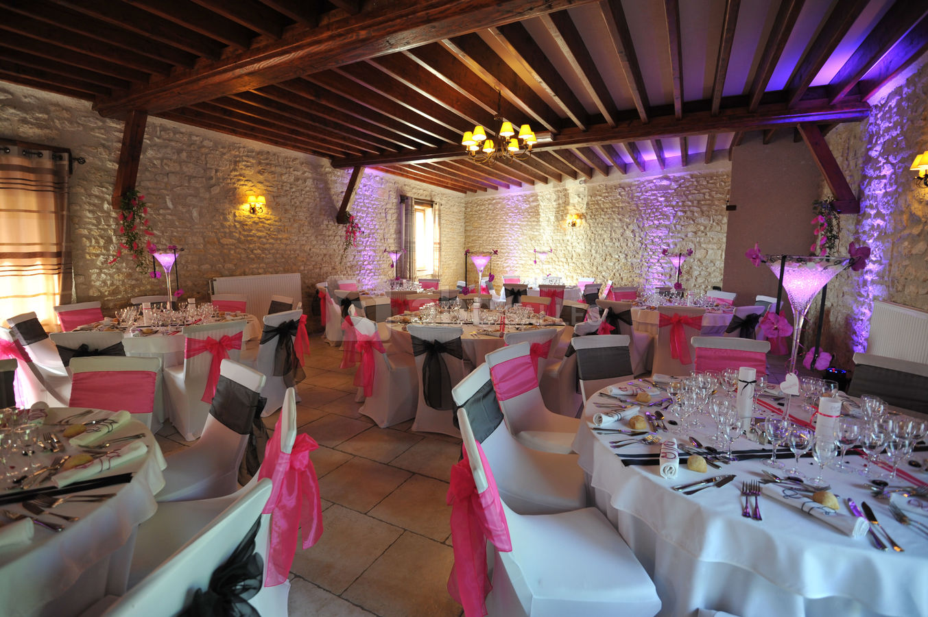 SALLE REINE DES PRES