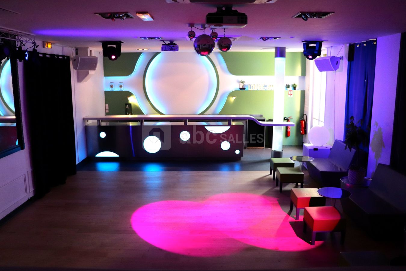 Salle de réception et piste de danse