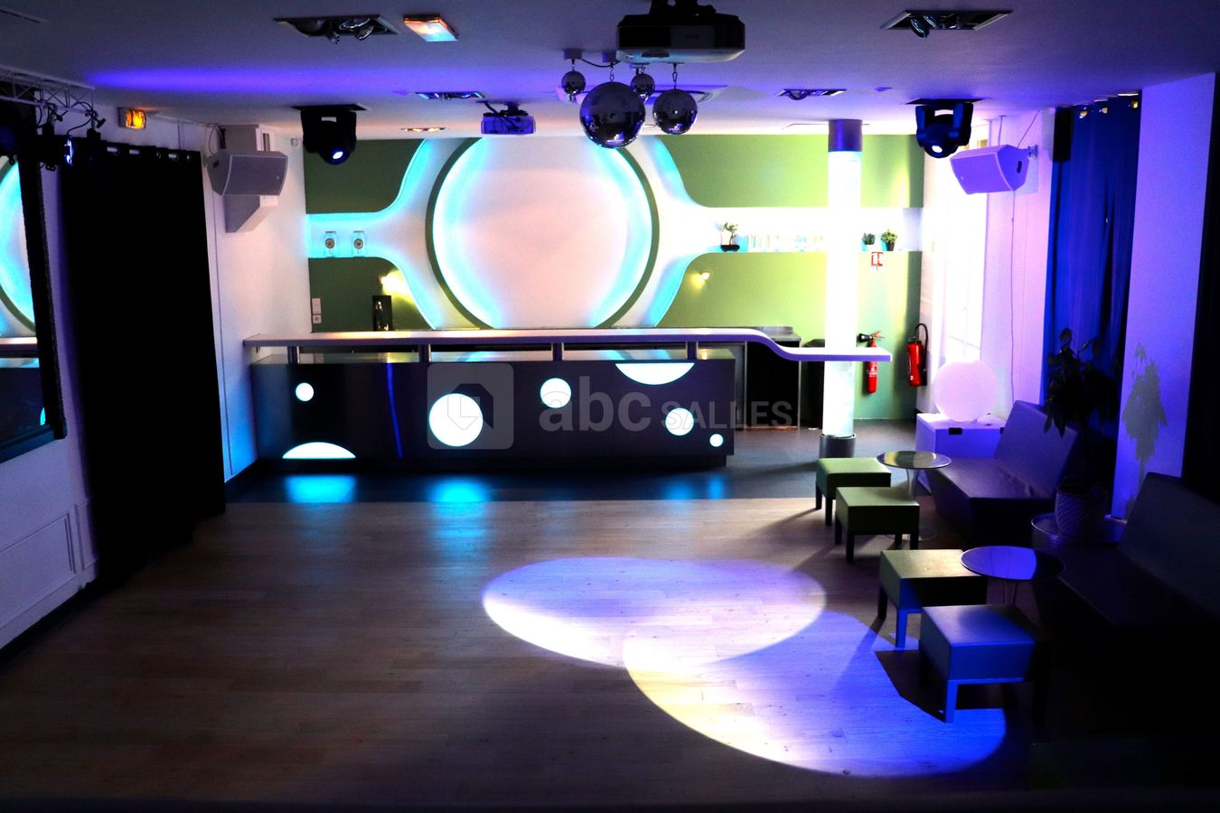 Salle de réception et piste de danse