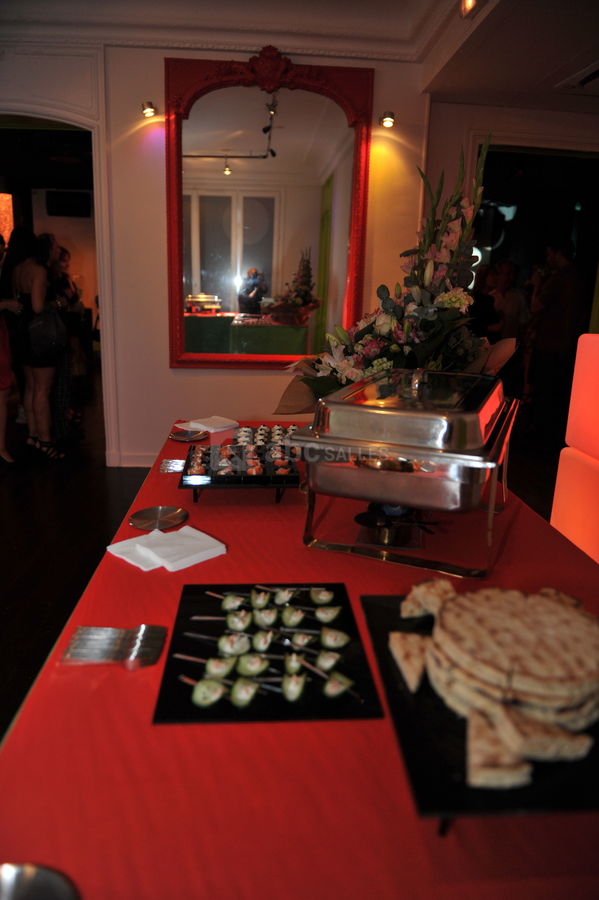 Buffet traiteur au salon lafayette (appartement du 2ème étage)