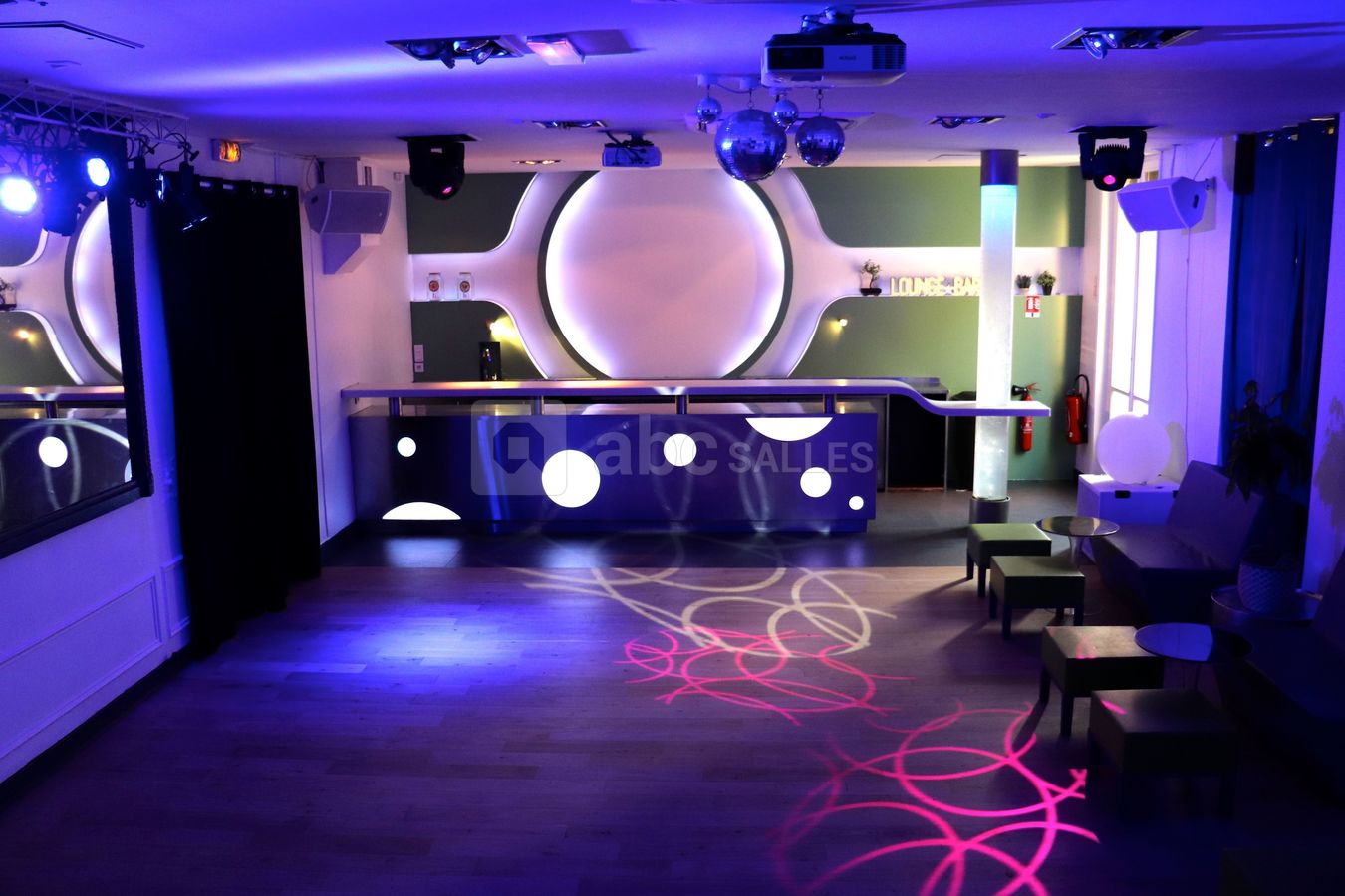Salle de réception et piste de danse