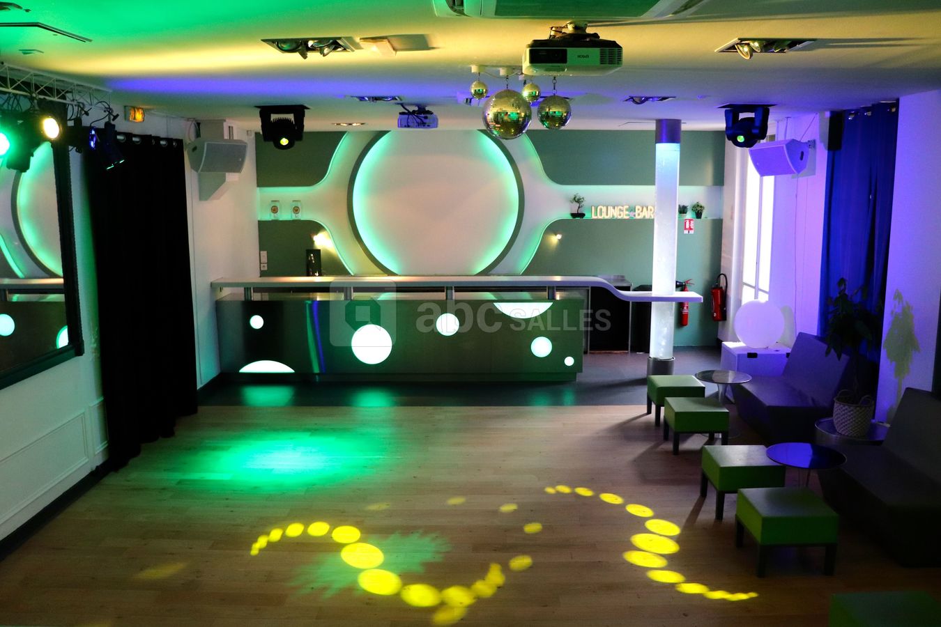 Salle de réception et piste de danse