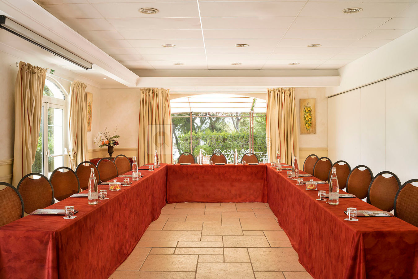 SALLE CEZANNE