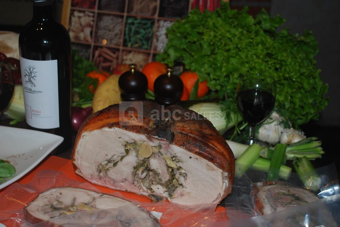Porchetta (cochon cuit au four à pain)