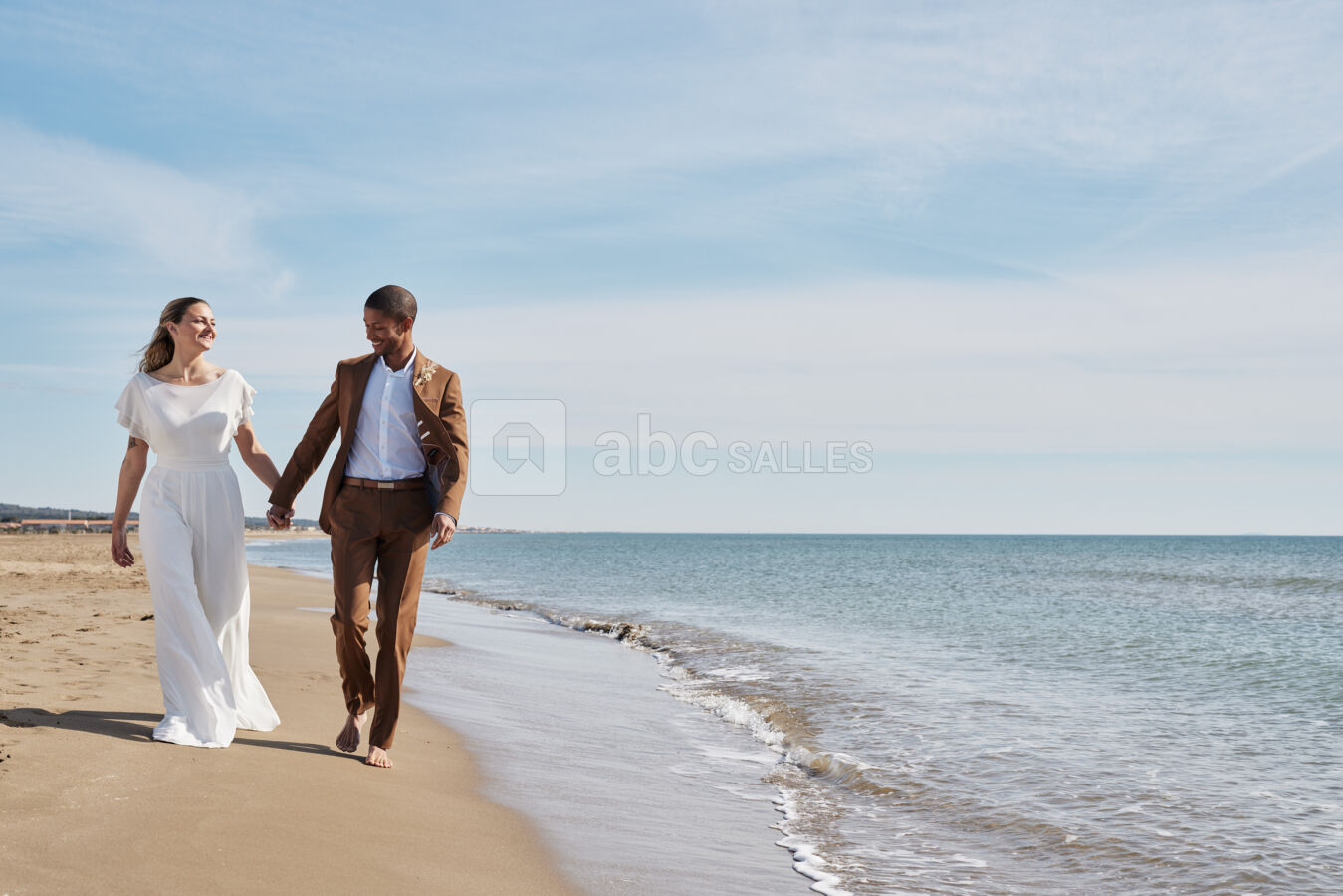 Mariage les pieds dans l'eau à L'Hospitalet Beach