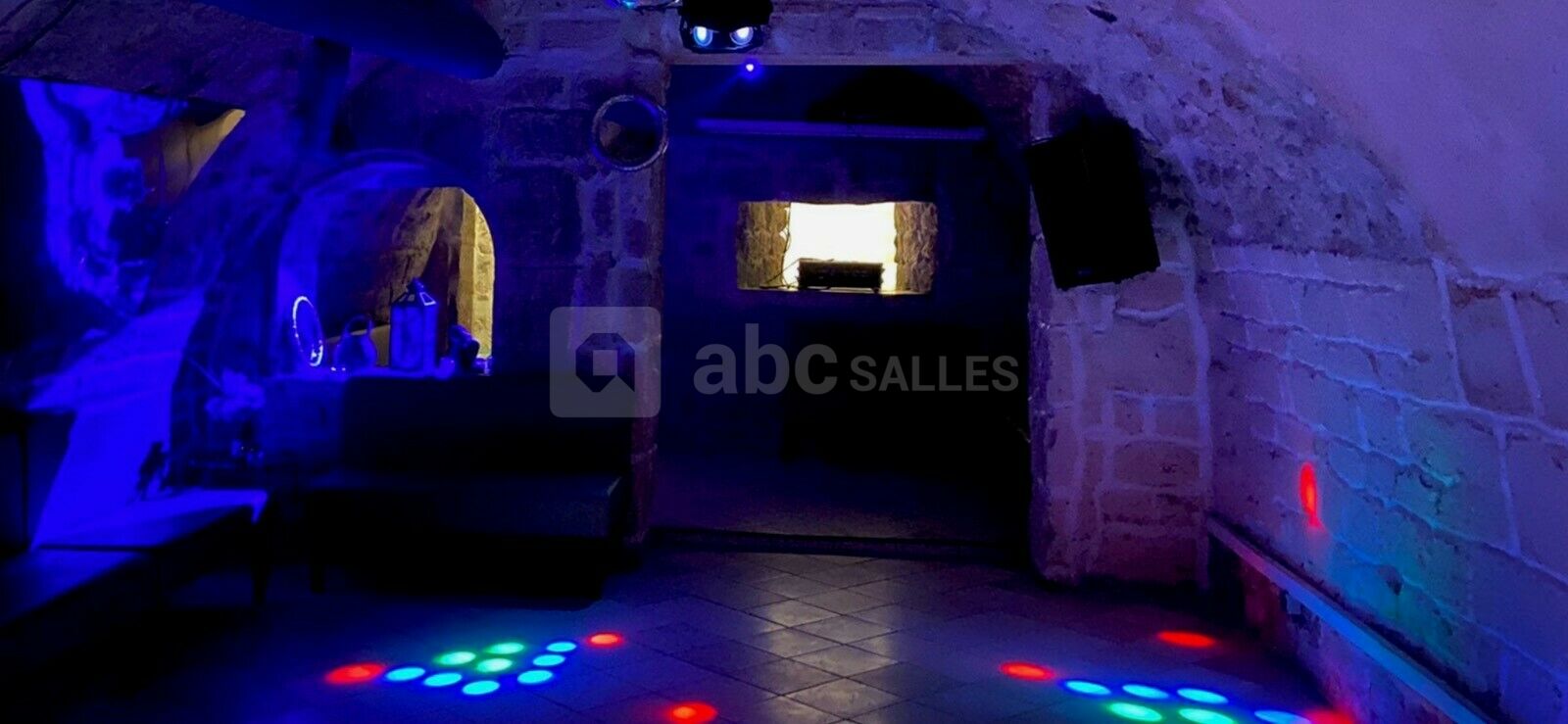 Night-Club